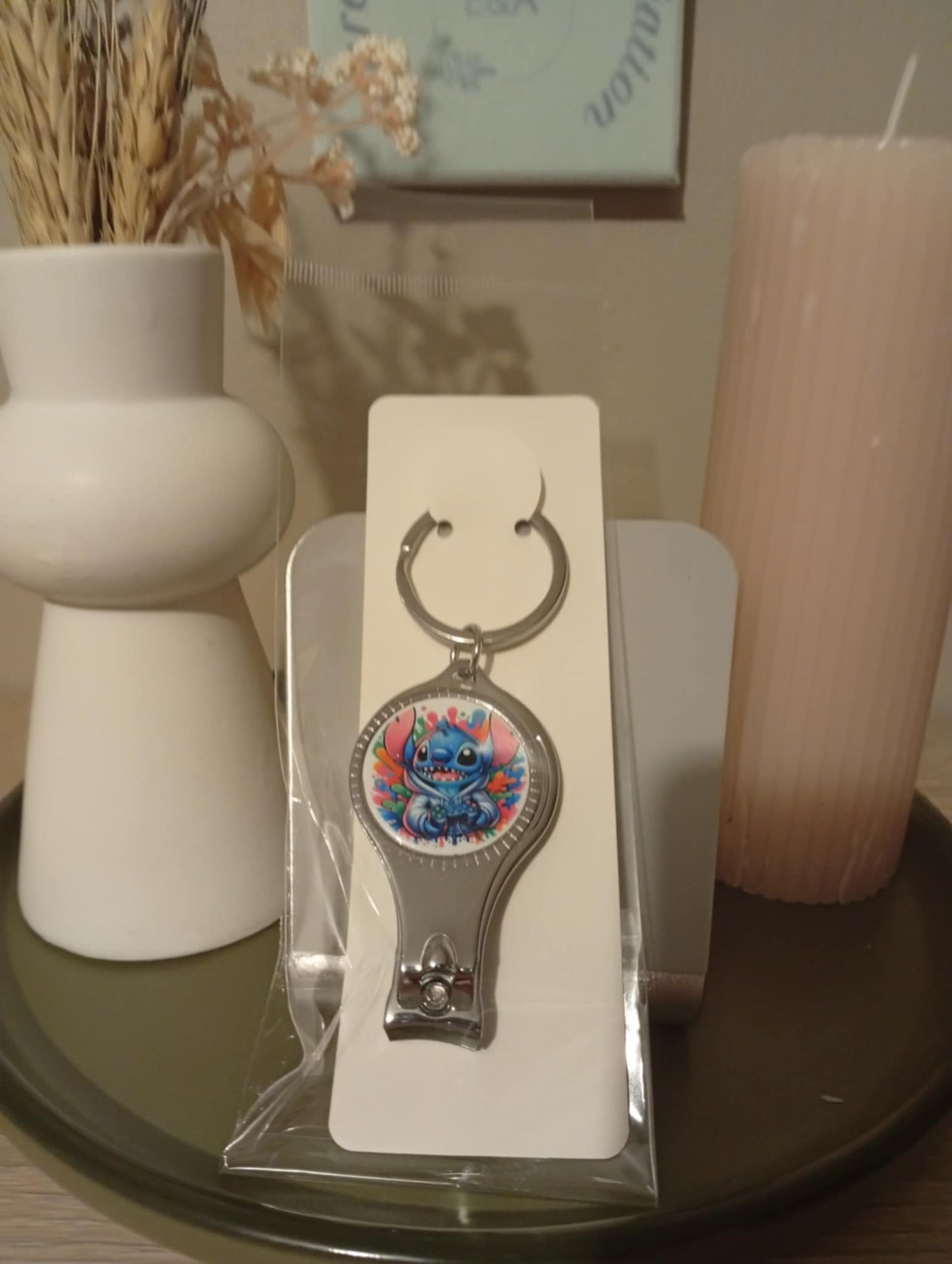 Coupe ongle , décapsuleur